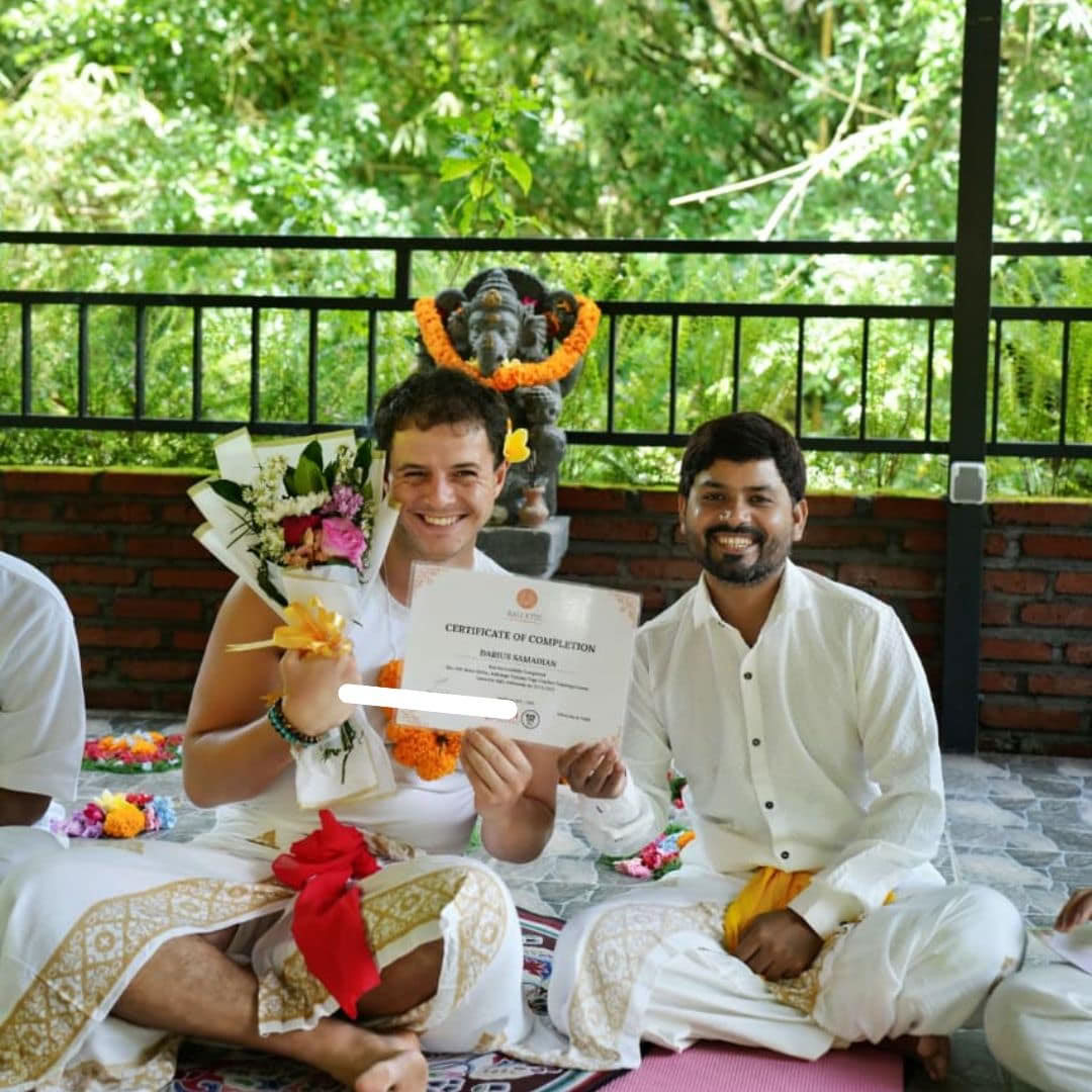 50-timmars yogalärarutbildning på Bali
