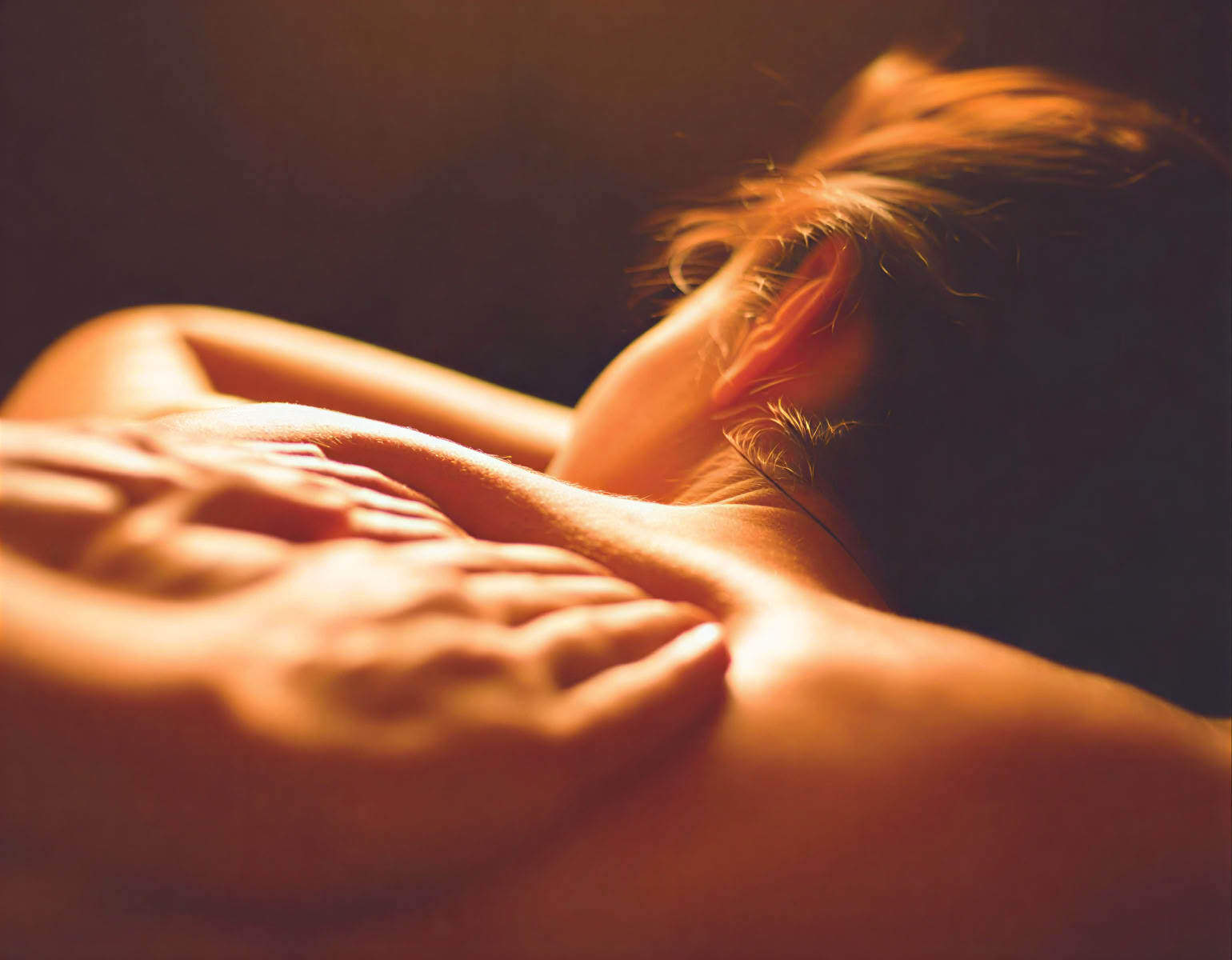 Healing massage-terapi med Made Nawa