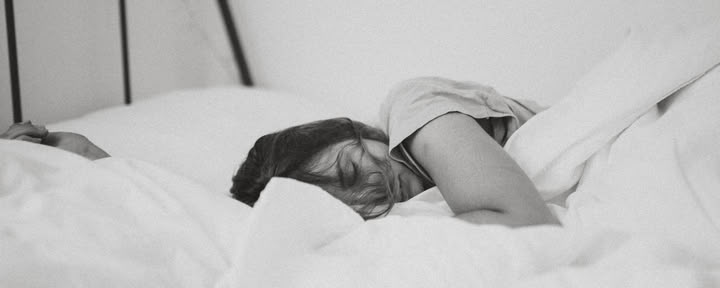 Yoga Nidra TT (30 timmar)