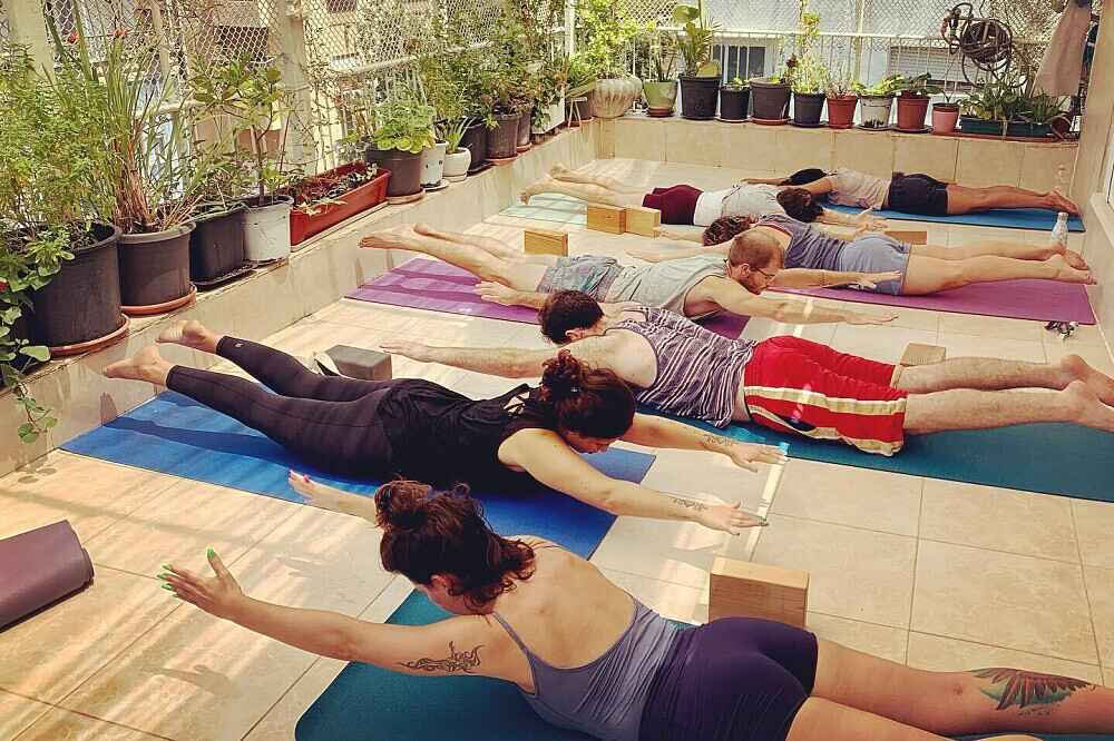 100-timmars lärarutbildning i yoga i flera stilar i Rishikesh