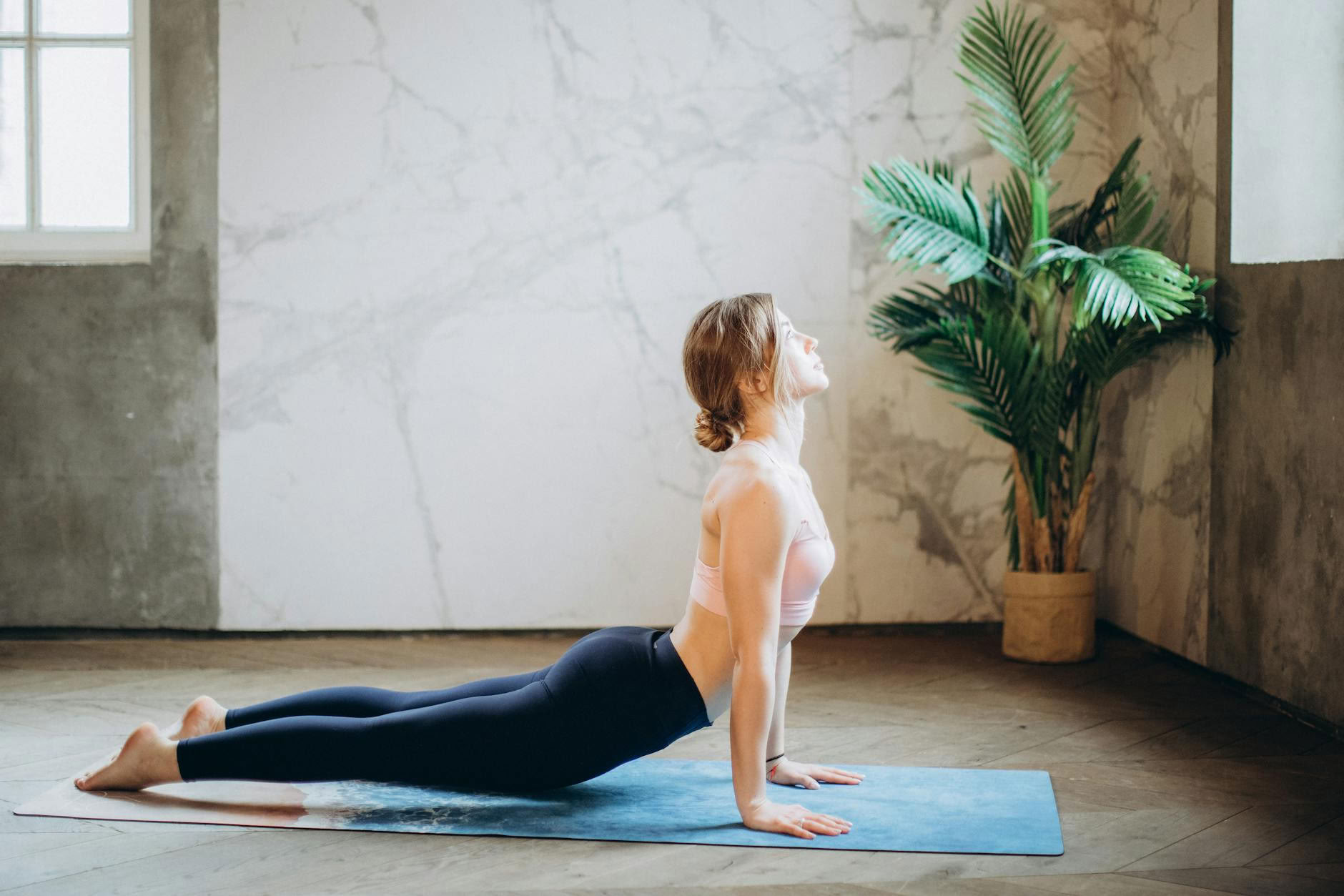 100-timmars flerstils yogalärarutbildning i Rishikesh