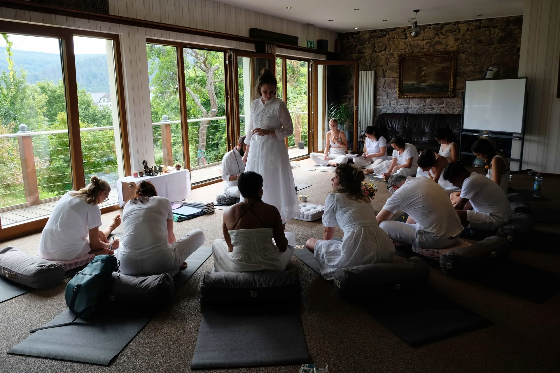 50 timmars Yoga Nidra-utbildning i Tyskland