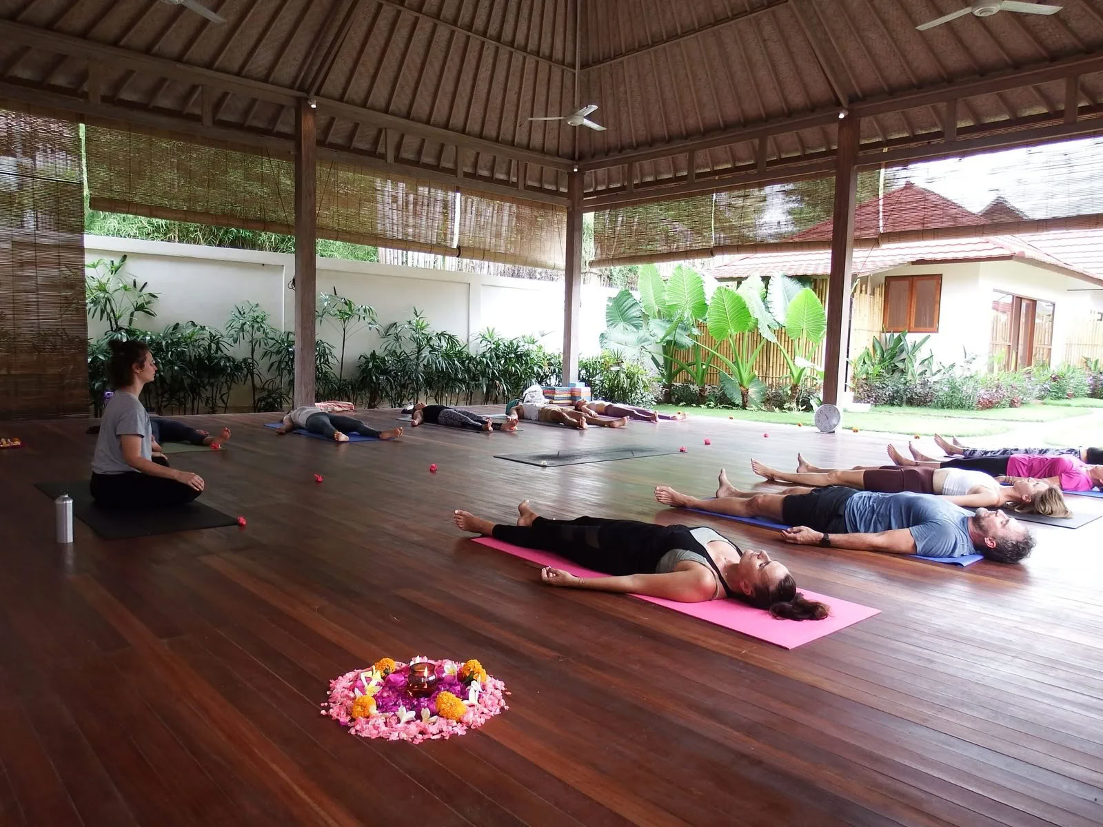 300-timmars yogalärarutbildning på Bali