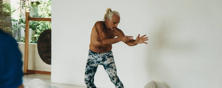 Yoga-synergi lärarintensiv med Simon Borg-Olivier
