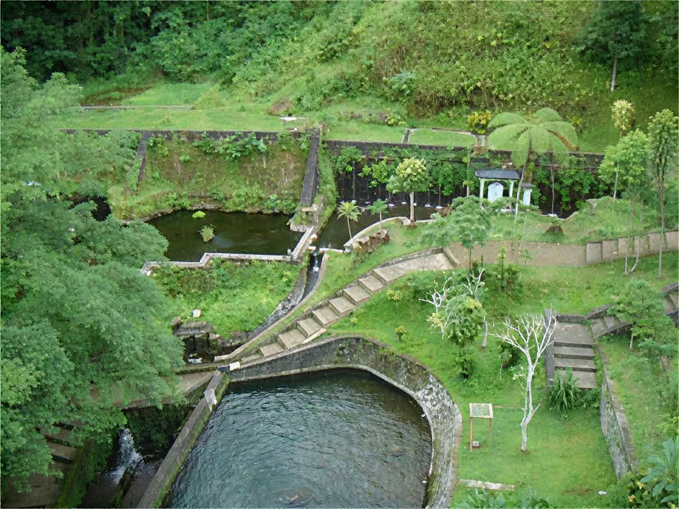 Padang Aji vår- och bergsvandring