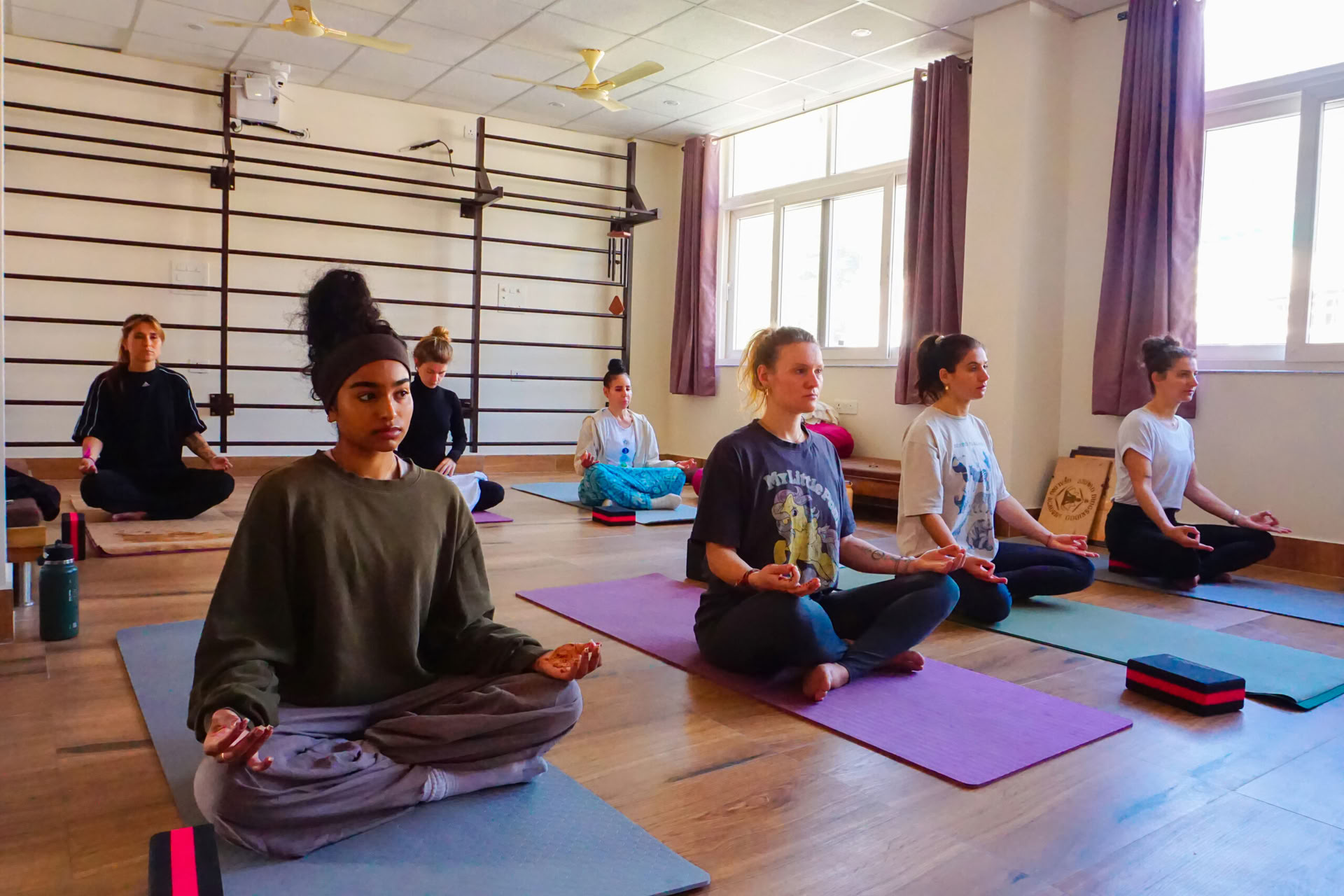4 dagars yogaretreat i Rishikesh, Indien för djup avslappning