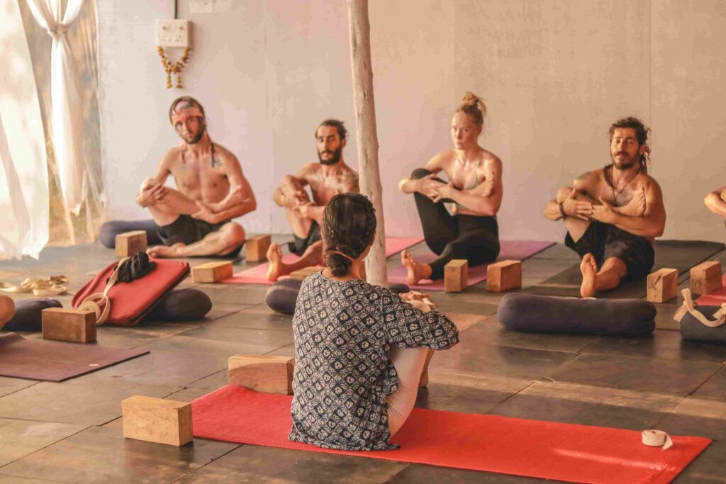 200 timmars yogalärarutbildning i Goa