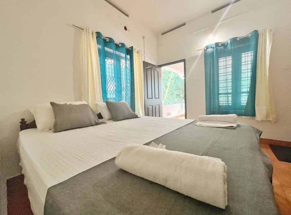 100 timmars yogalärarutbildning i Varkala, Kerala