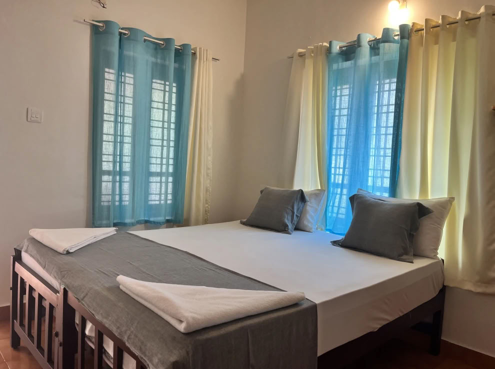 100 timmars yogalärarutbildning i Varkala, Kerala