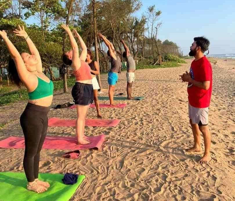 85-timmars lärarutbildningskurs i prenatal och postnatal yoga i Bengaluru