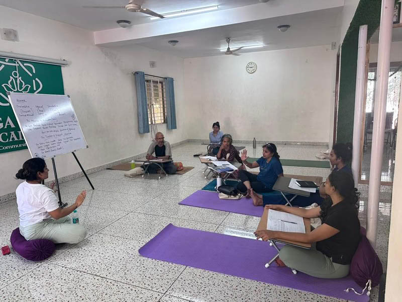 200 timmars yogalärarutbildning på vardagar i Bengaluru