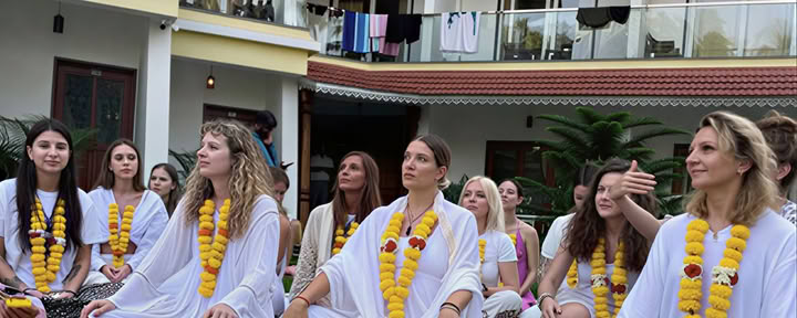 100-timmars avancerad lärarutbildningskurs i tantra och kundaliniyoga i Goa, Indien