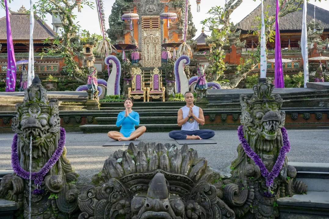 Yoga och ljudhealingharmoni