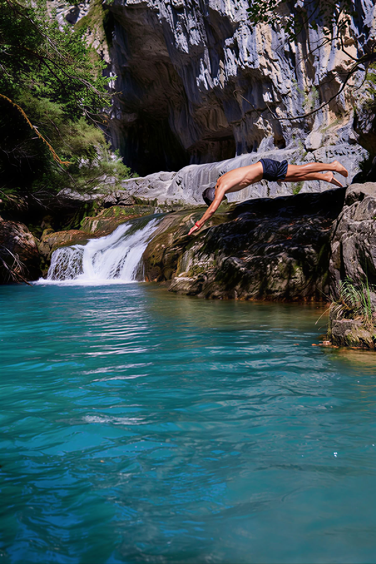Frid i det vilda: yoga-, konst- och naturretreat