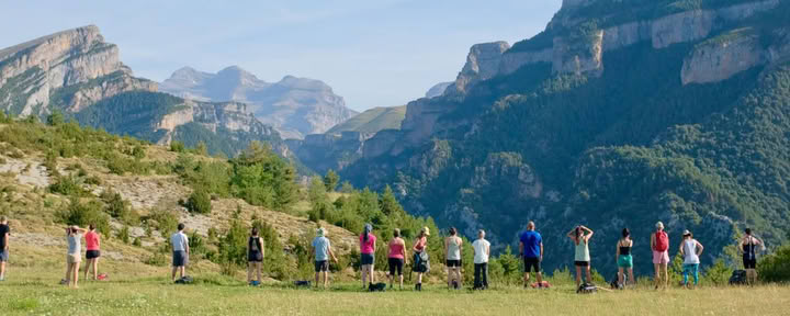 Yoga, sång och naturretreat