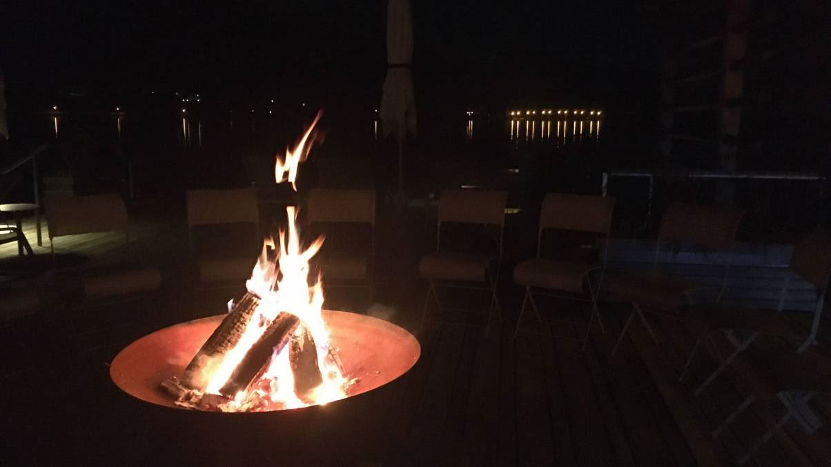 Fullmåne sen kväll på spa