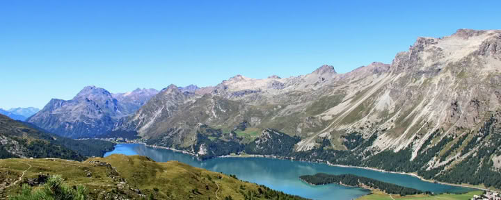 Yoga- och vandringsretreat i Schweiz