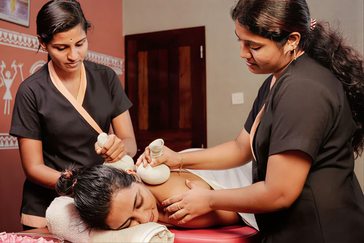 6 Nätter / 7 Dagar Holistisk Ayurvedisk Välmåendoretreat för Kvinnor i Kerala av Dhathri Ayurveda