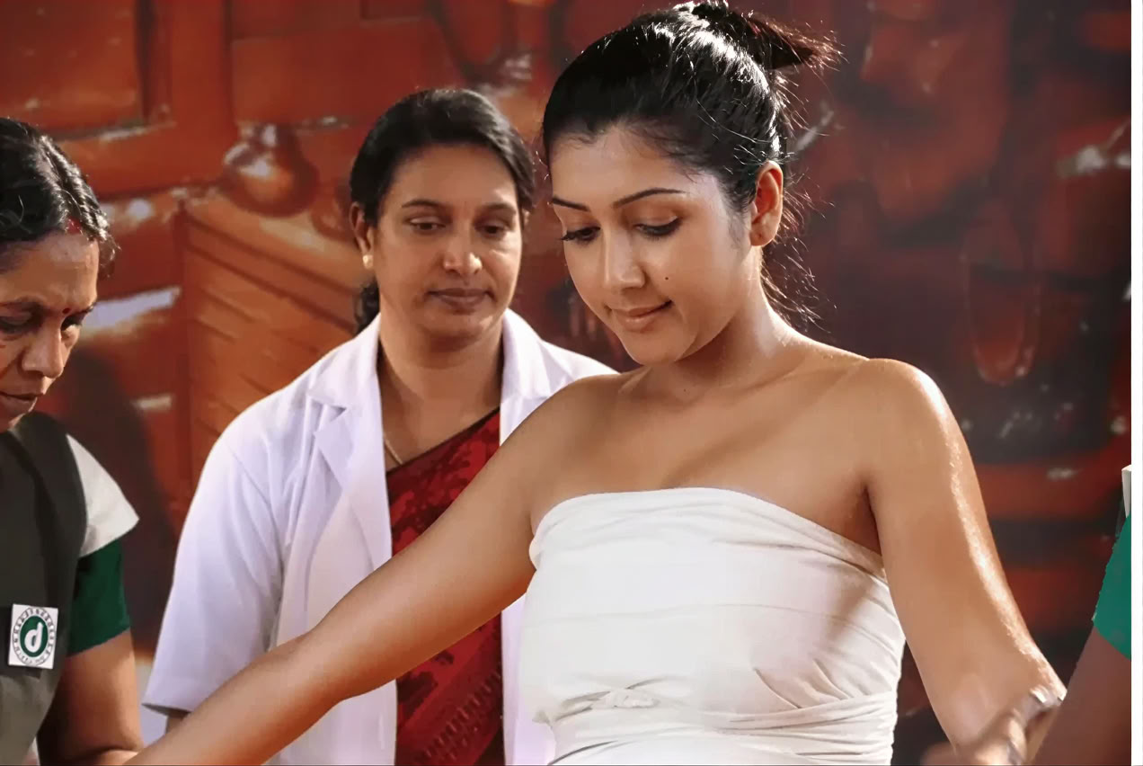 6 Nätter / 7 Dagar Holistisk Ayurvedisk Välmåendoretreat för Kvinnor i Kerala av Dhathri Ayurveda