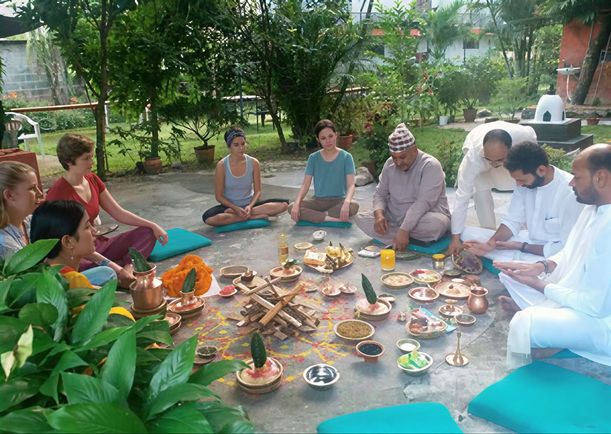 200 timmars yogalärarutbildning i Dharamsala