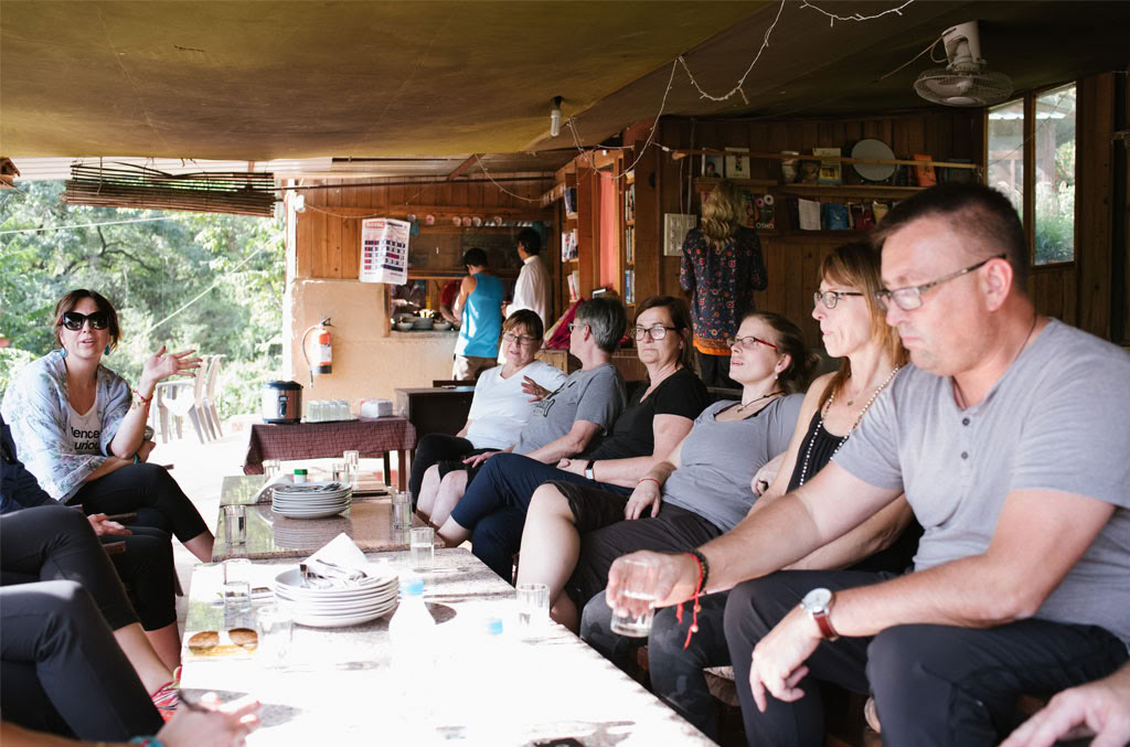 100 timmars yogalärarutbildning i Rishikesh