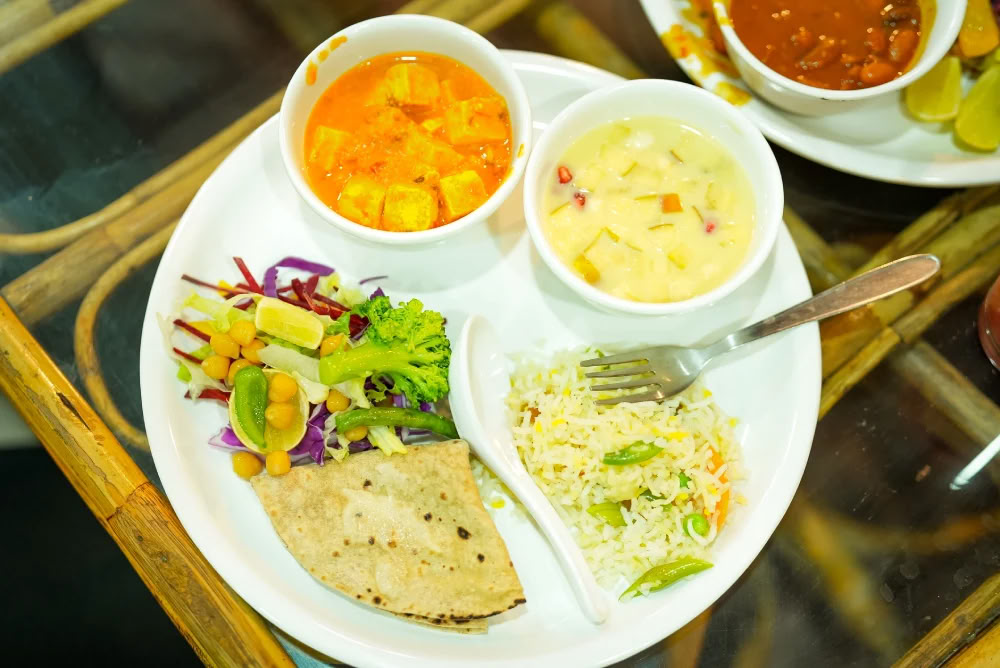 15 dagars yogaretreat i Rishikesh