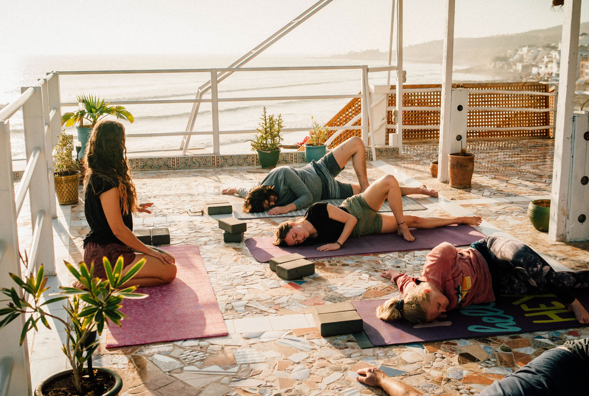 Surf- och yogaretreat