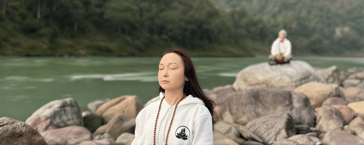 100-timmars lärarutbildning i kundaliniyoga i Rishikesh