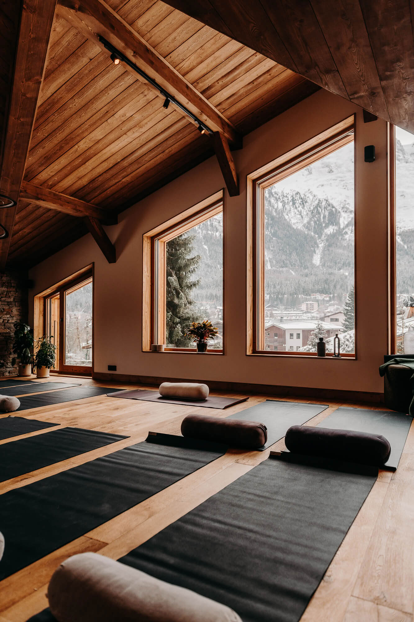 Skid-, Pilates- och yogaretreat i Chamonix januari 2027