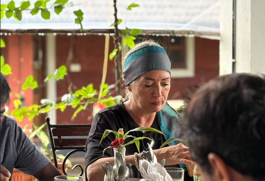 1-dagars surf- och yogaretreat