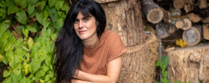 Närvarons ritual: Jungfruns nymåne-yogaretreat och astrologi