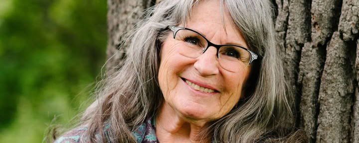 Genvärdet av nåd: återta den heliga feminina själen SoulCollage®-retreaten
