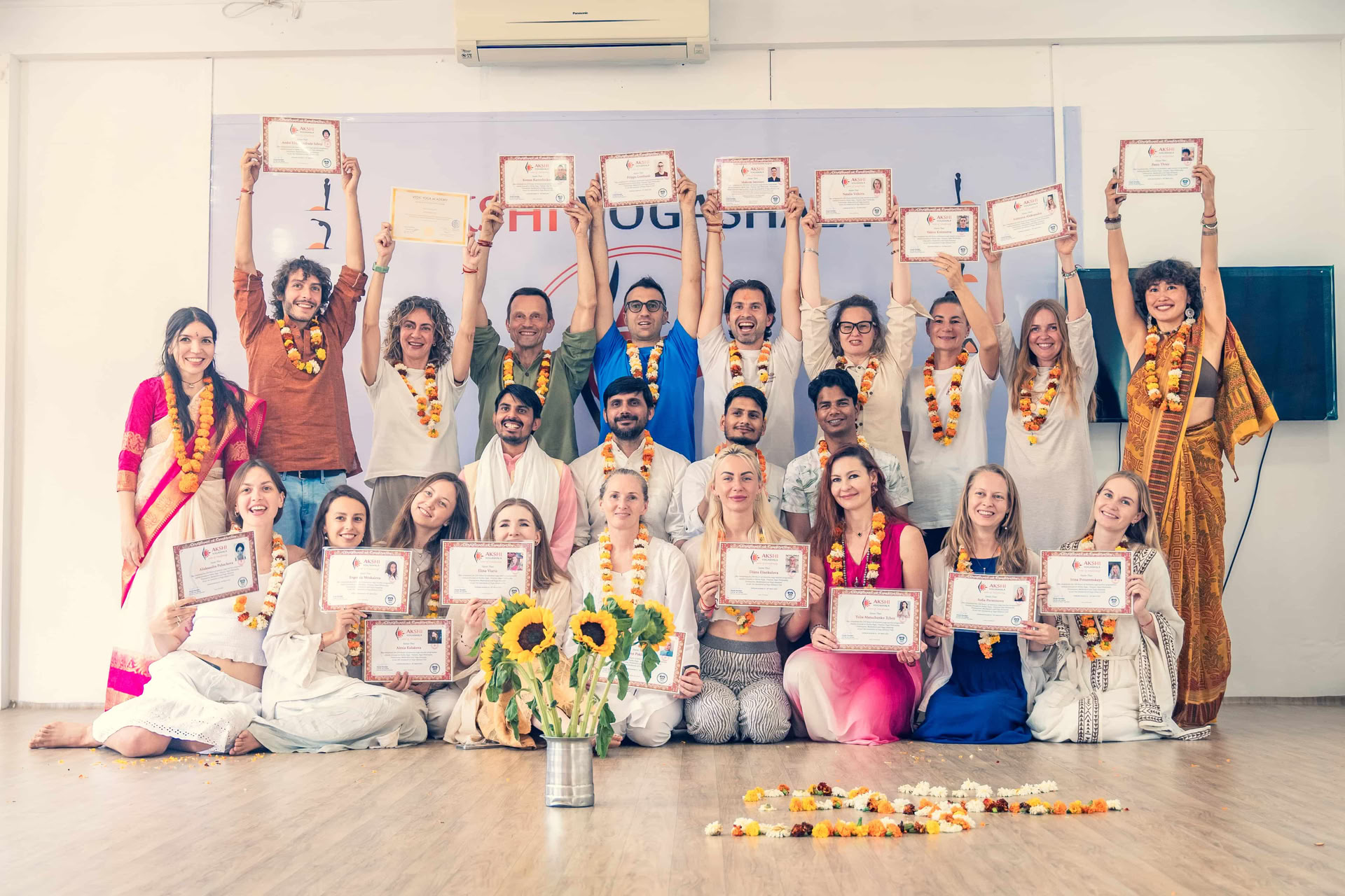 100 timmars pranayama-lärarutbildning i Rishikesh