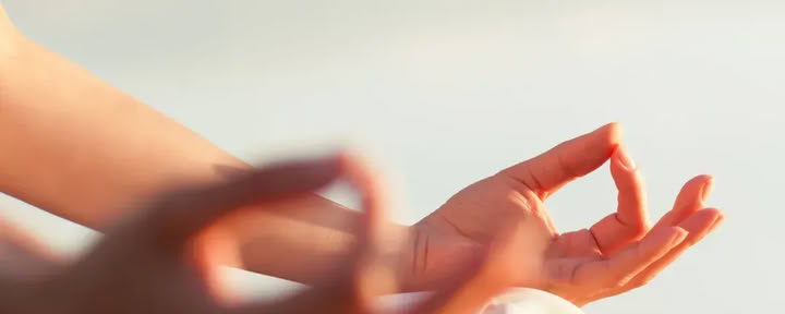 Återkoppla med yogaretreat i Portugal