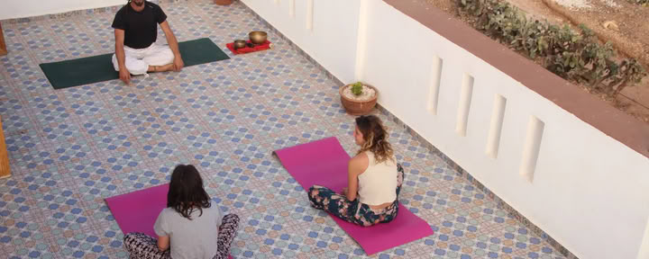 Surf- och yogacoaching