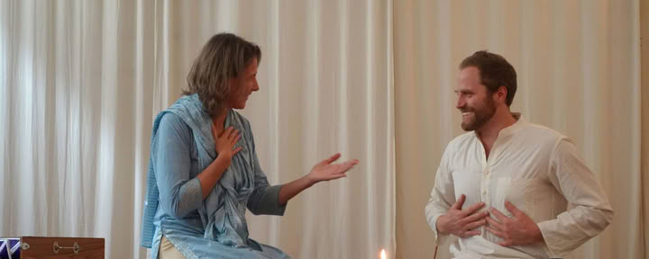 200-timmars RYT® Yoga Alliance-lärarutbildning