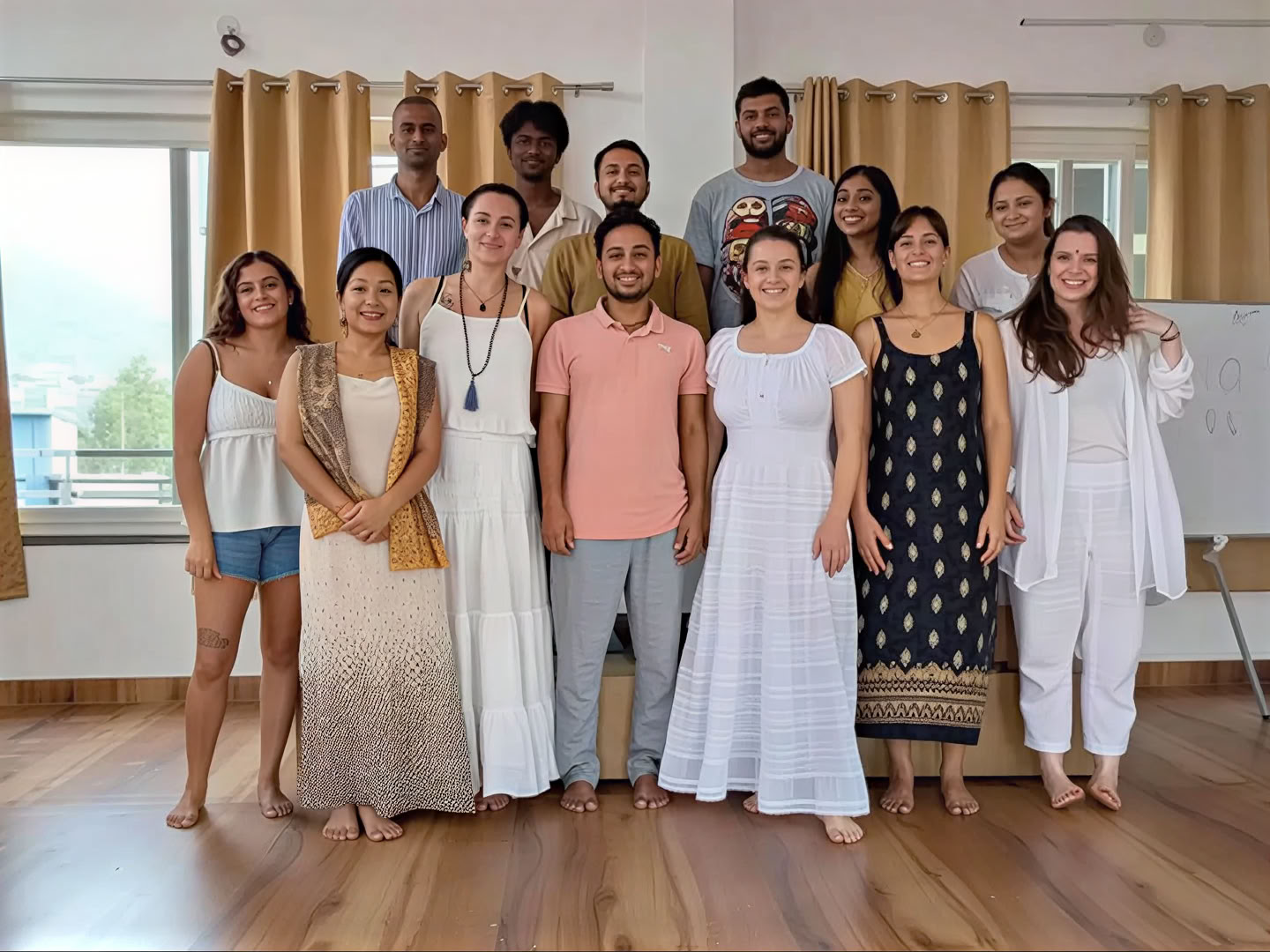 100 timmars yogalärarutbildning i Rishikesh