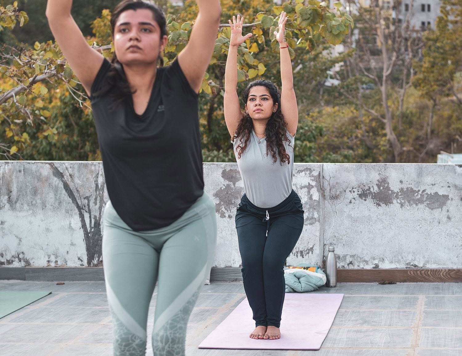 100-timmars yogalärarutbildning i Rishikesh ✅