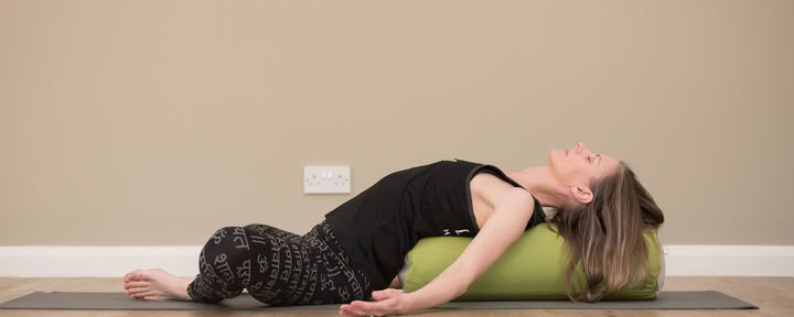 Vila och återhämta: lärarutbildning i restorative yoga, CPD (30 timmar) — The Yoga Yurt