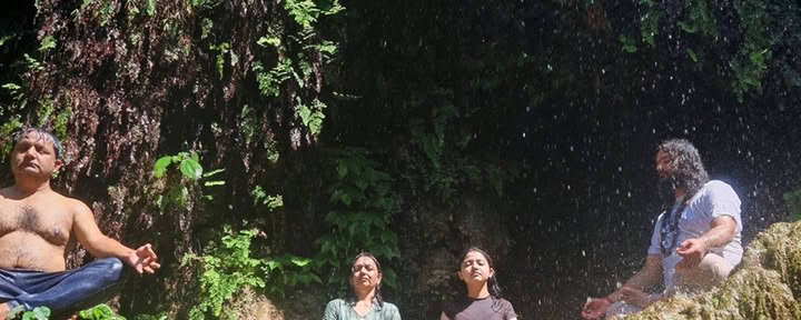 7-dagars gömd yogaretreat i Rishikesh