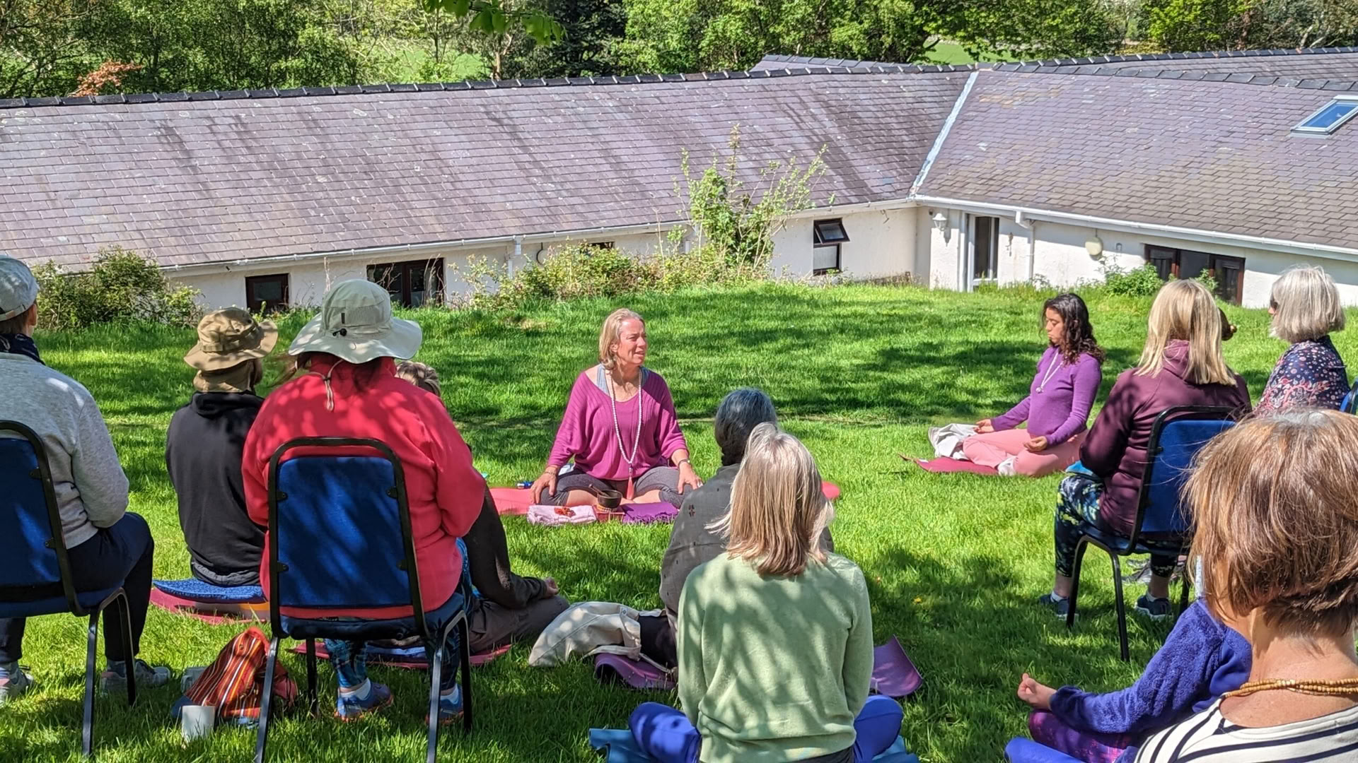 Augusti vildvandring, yoga och meditation i Eryri – Snowdonia