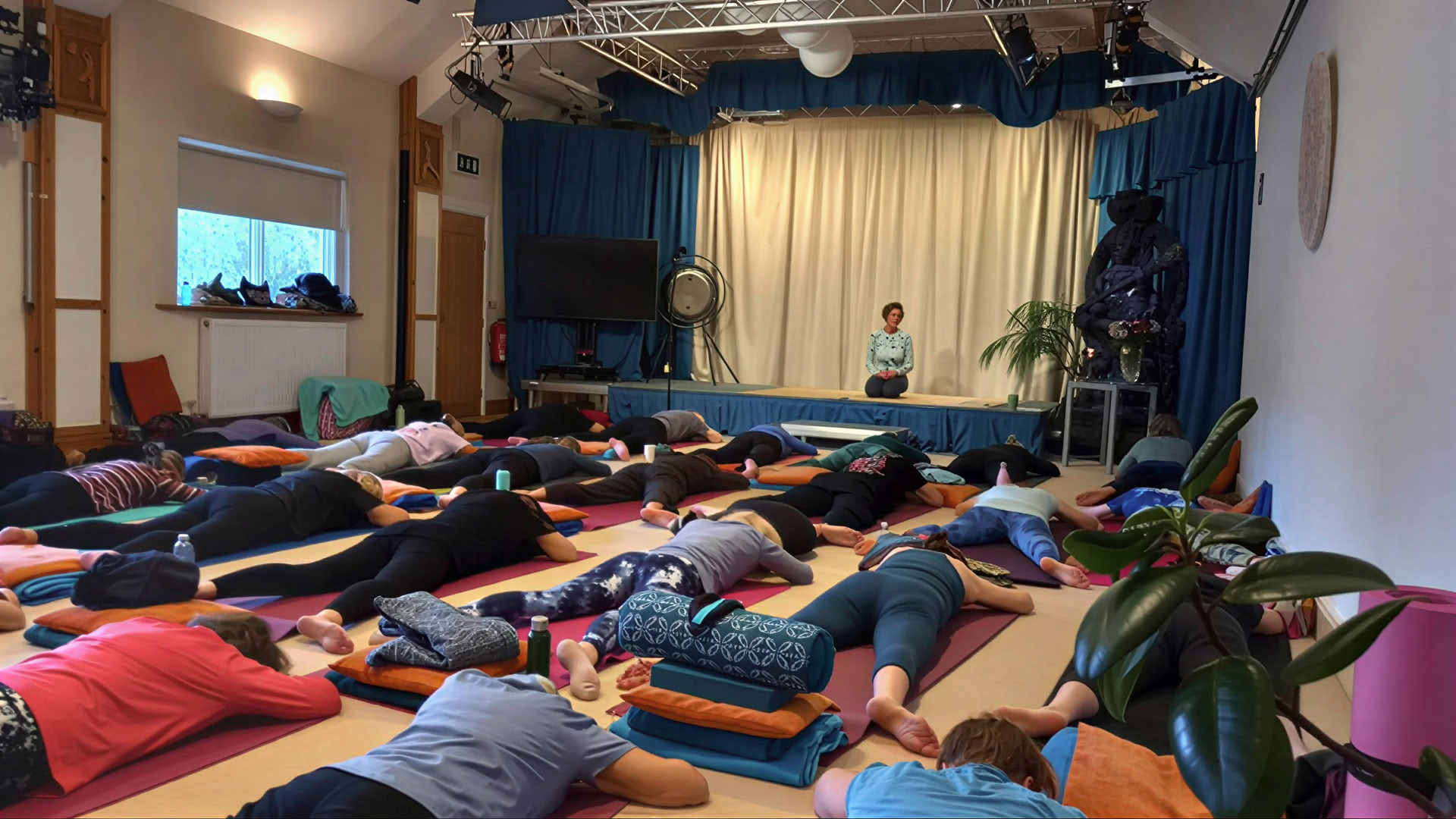 Dru Yoga Nidra- och pranayama-retreat