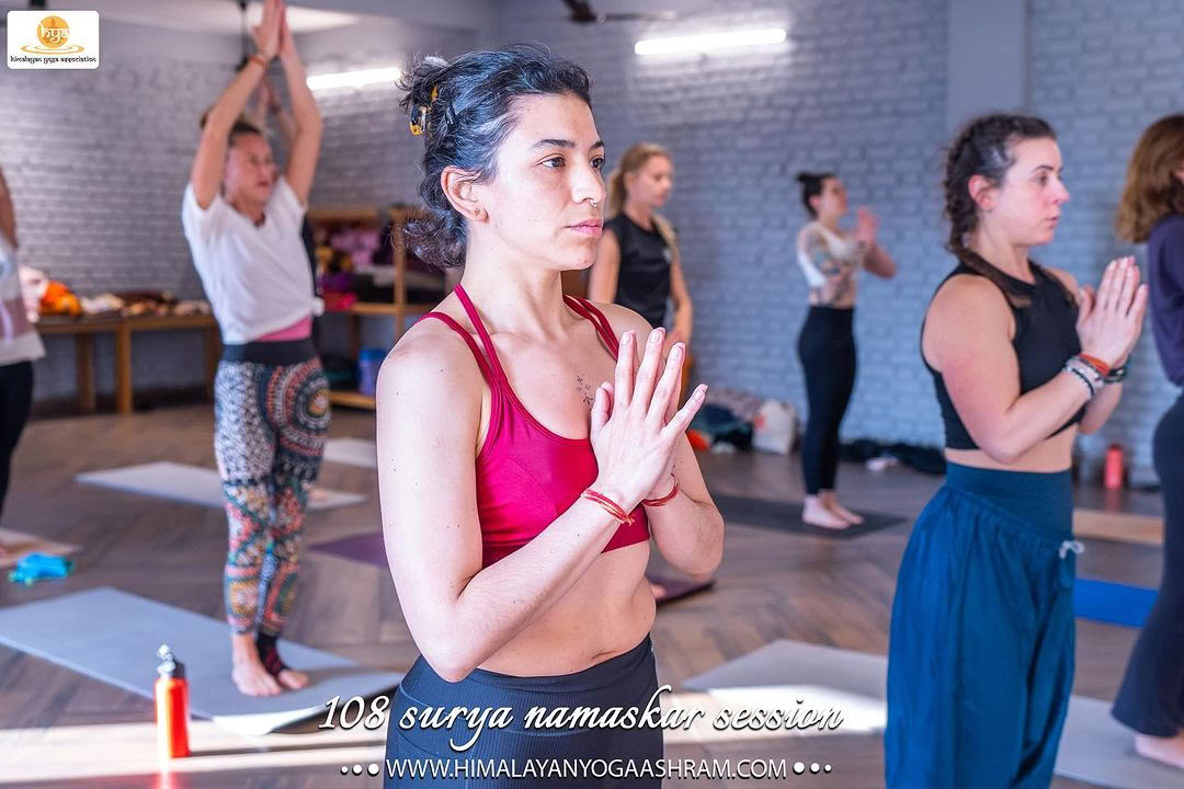 300-timmars yogalärarutbildning i Varkala, Kerala, Indien