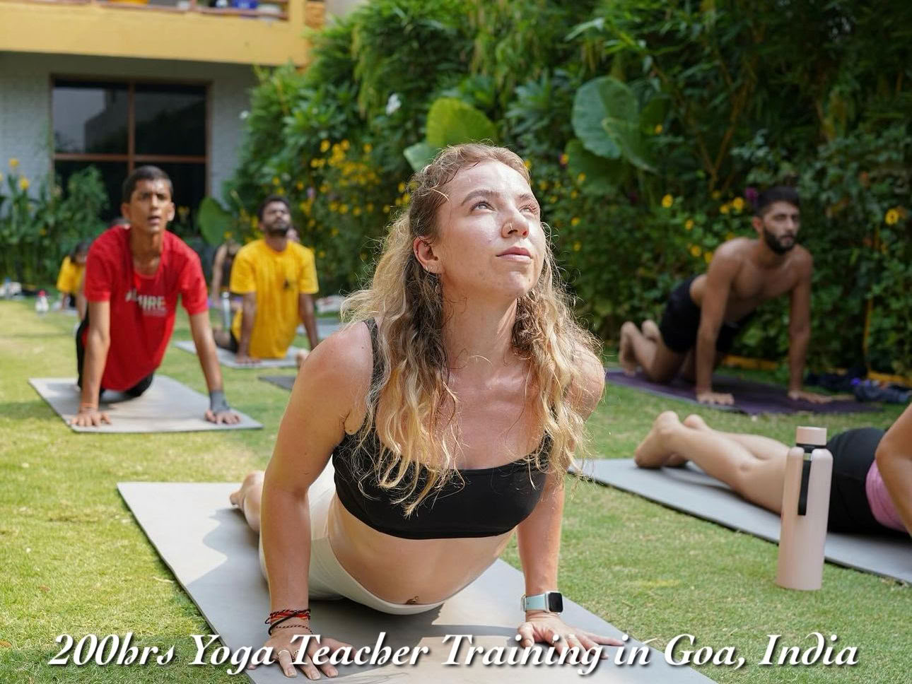 300-timmars yogalärarutbildning i Varkala, Kerala, Indien