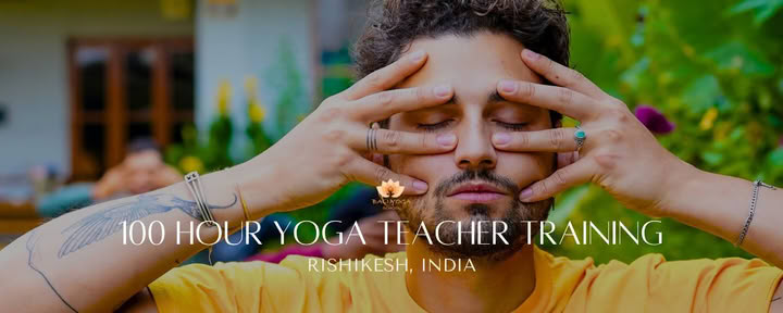 100-timmars yogalärarutbildning i Rishikesh, Indien