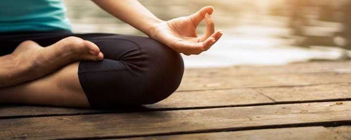 Dagliga yoga drop-in-klasser i Rishikesh
