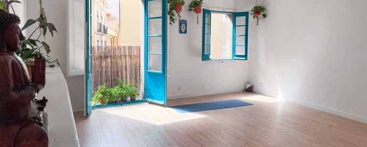 Hyra av yogasal