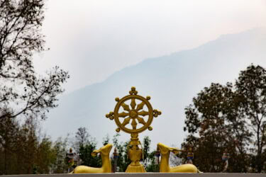 Retreat i Longchen Nyingthik Ngöndro — ledd av Khenpo Sonam Phuntsok och assisterad av Tulku Ngawang