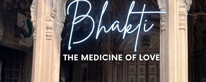300 timmars YTT | Chakra Flow University – Bhakti och tantra