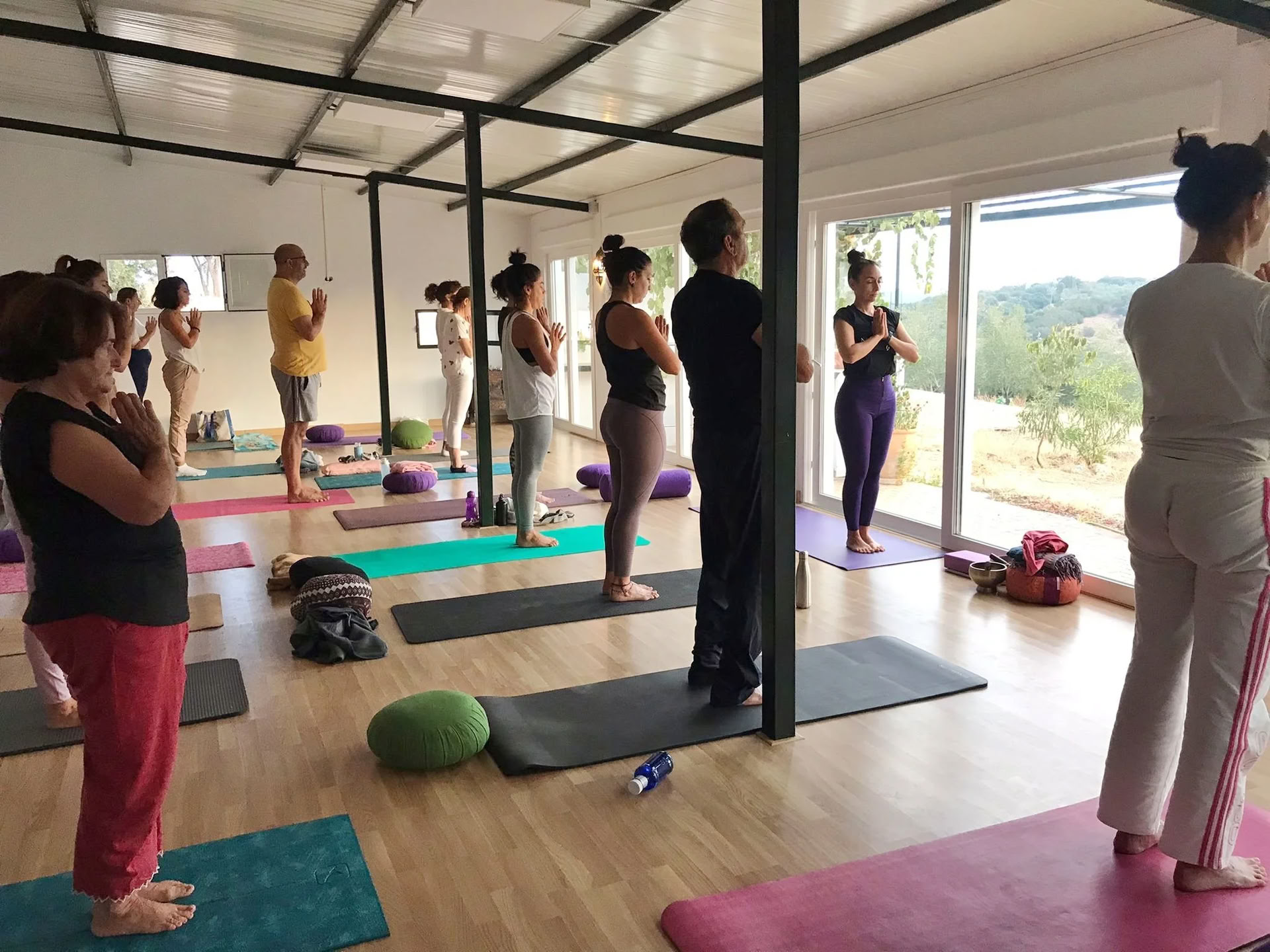 Själfull yogaretreat i Spanien — Cortijo El Cachete